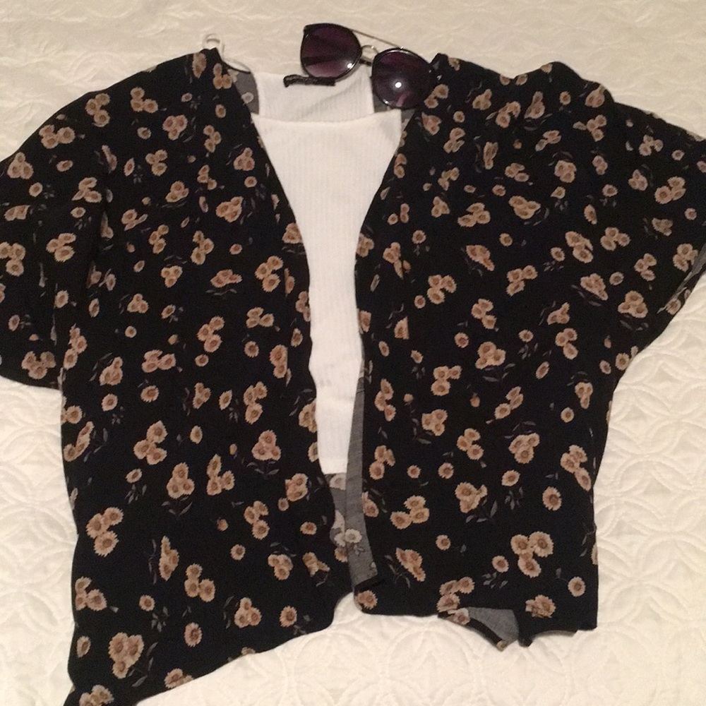 Floral kimono